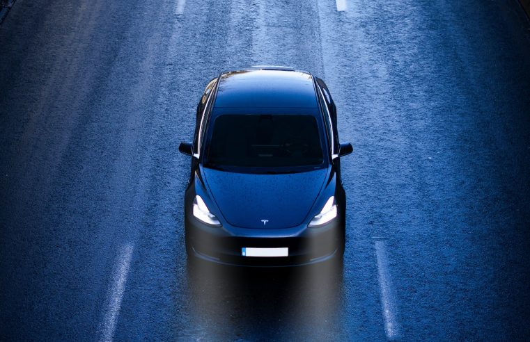 While the car industry is suffering from the pandemic, Tesla announced $538M profit again