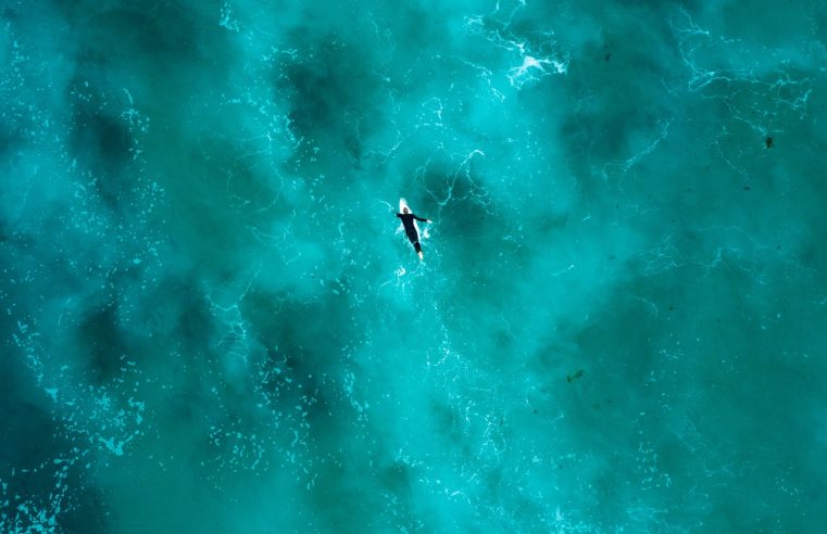 Lost surfboard found 2700Km away