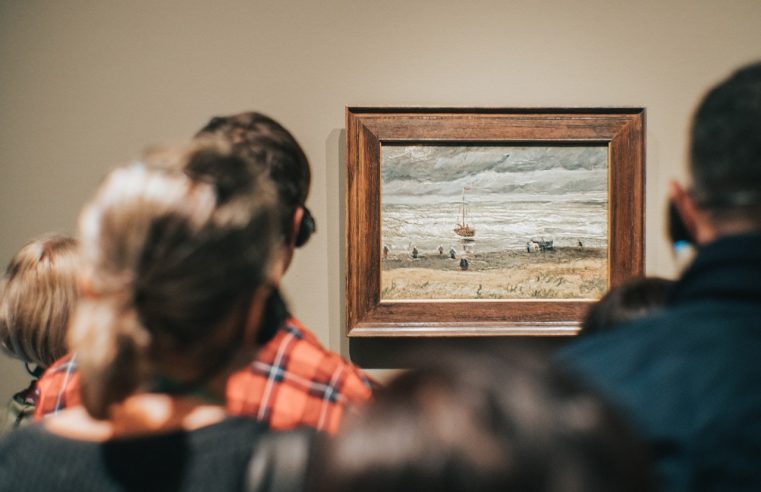 Is it the scenery or the technique that we enjoy most in nature paintings?