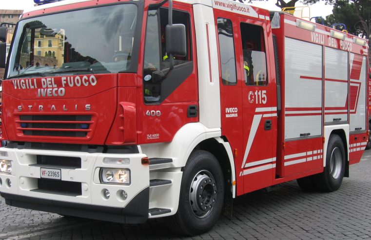 Bus driver saves children from burning coach