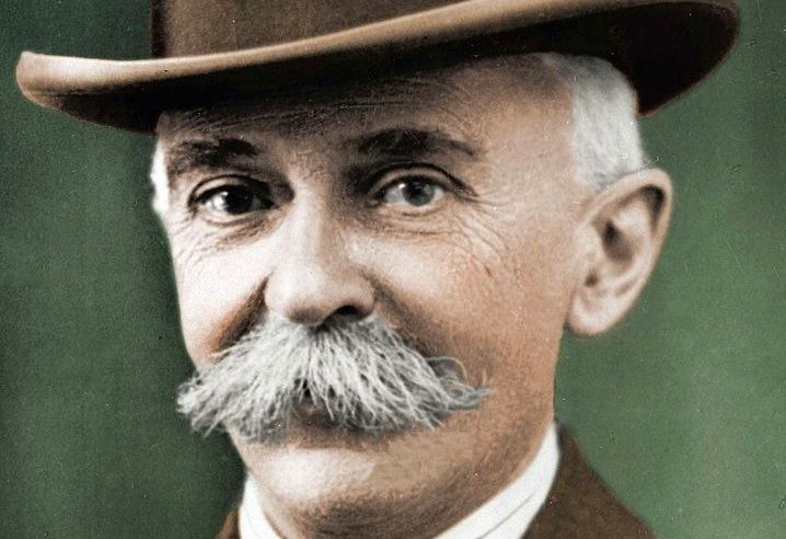 The spirit of the Olympics, first joint podium in athletics since 1912