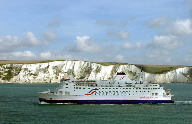 Fully vaccinated travellers from France can now freely enter the UK