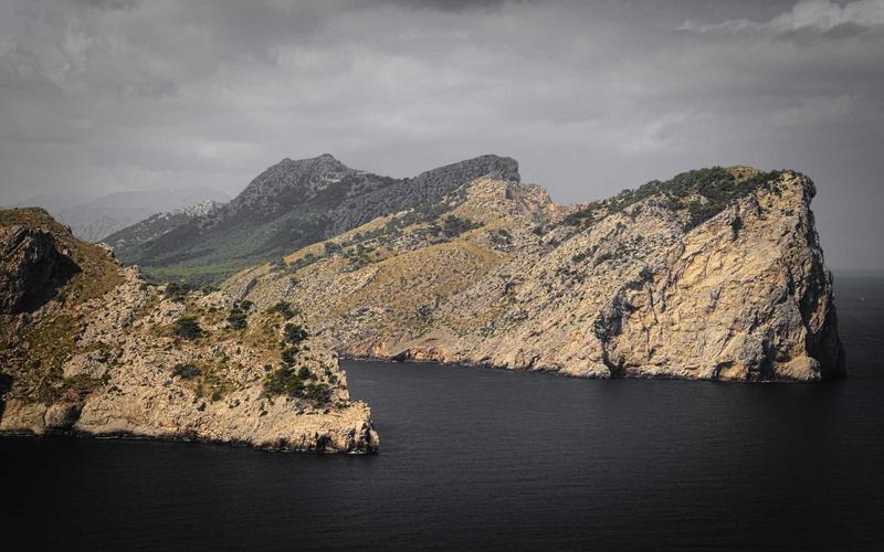 Japan Launches World’s First Fully Autonomous Cargo Ship Fleet